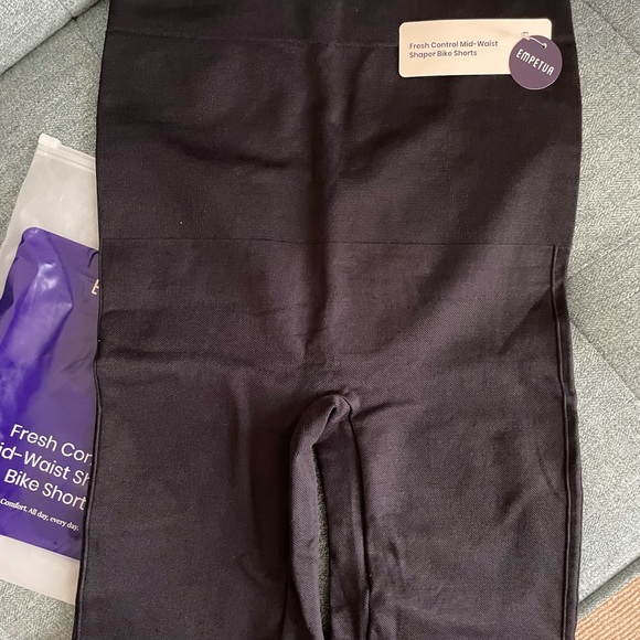 Empetua Control Mid-Waist Shaper Bike Shorts - Picture 5 of 7